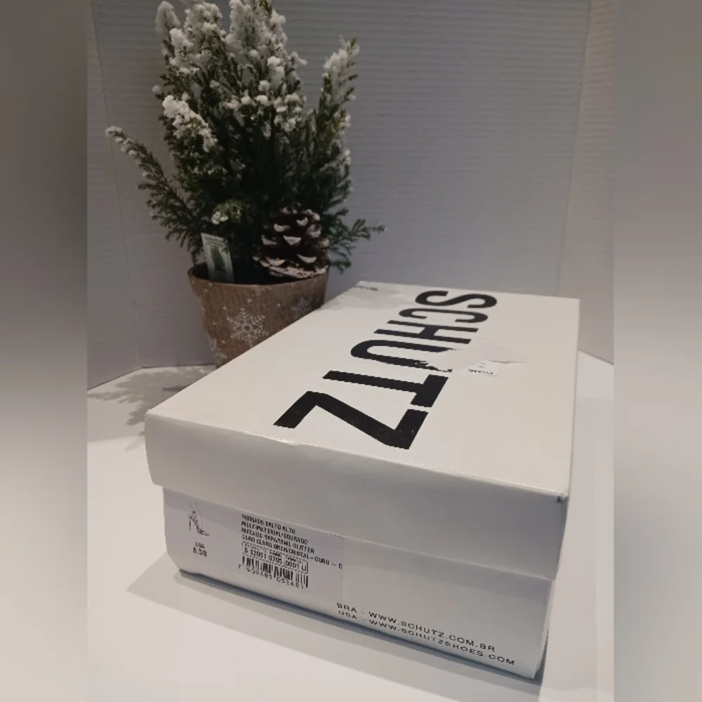 NWT Schutz - Cheslie Leather and Vinyl d'Orsay Pumps